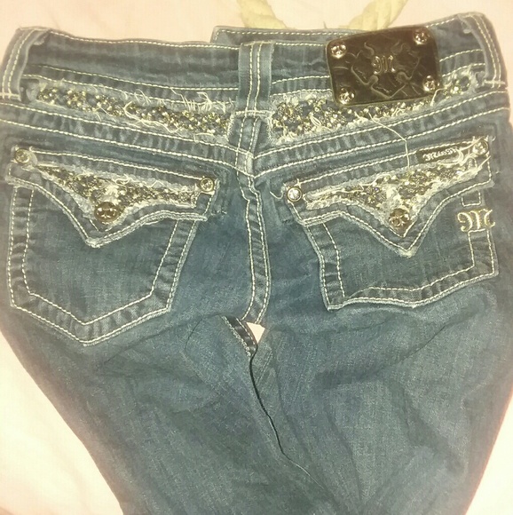 Jeans - Picture 2 of 2